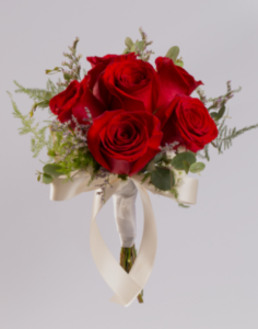 6 Flower Bouquet Red